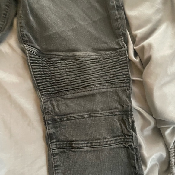 Express Jeans for Men. 30x32. Trendy. - Picture 3 of 6